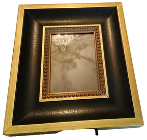 Black & Gold Beveled Picture Frame with beaded trim photo opening 4.5x6.5 - Picture 1 of 3