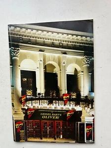 OLIVER The Musical Theatre Programme JONATHAN PRYCE - Picture 1 of 2