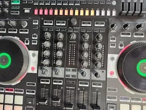 Roland DJ-808 DJ Controller - Picture 1 of 4