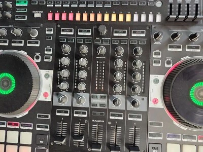 Roland DJ-808 DJ Controller - Image 1 of 4