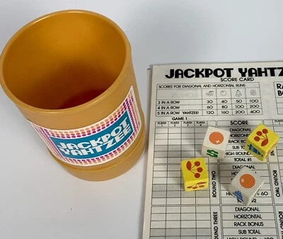 Piezas de repuesto vintage Jackpot Yahtzee, taza, 4 dados + 30 hojas de puntuación 1980 Foto 1 de 2