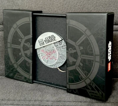 LEGO STAR WARS Battle of Yavin Collectable Coin 5008818-2024 Limited Edition - Image 1 of 4
