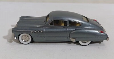 57357 BROOKLIN MODELS 1/43 n. 10 - Roadmaster 76-S Sedanet - 1949 - Immagine 1 di 4