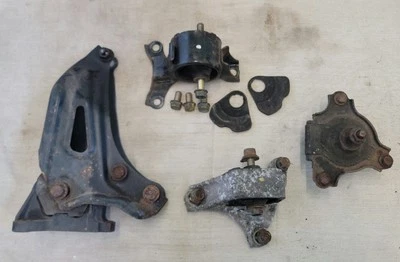 Honda Civic EP3 Type R K20A2 Engine Mount Set - Image 1 of 4