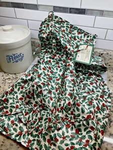 NEW  Longaberger Liner Apron Holly 235237 - Picture 1 of 4