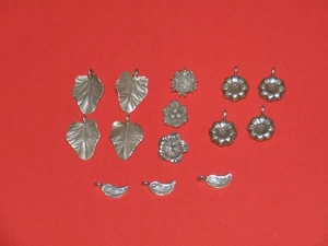 Sterling Silber Blätter & Blumen Perlen Charm Vintage Verschiedene Packung 14 Stck. Neu aus altem Lagerbestand - Bild 1 von 9