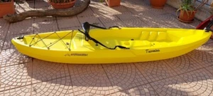 KAYAK Canoa rigida Sit on top 266 × 66 cm giallo schienale NUOVO NUOVA SUP - Foto 1 di 4