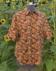 On The Verge Vintage Button Up Shirt Sunflower Bee Short Sleeve Cottage USA - Picture 1 of 9