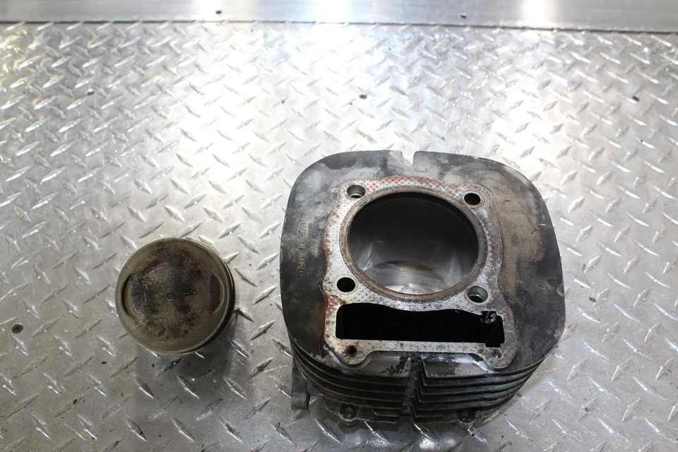 Suzuki DR400 DR 400 1980 motor pistón cilindros bloque jarra con pistón Foto 1 de 4