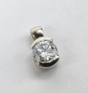 14k White Gold .60ct LD Natural Round Brilliant Diamond Solitaire Drop Pendant - Picture 1 of 5