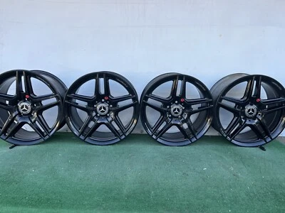 JUEGO LLANTAS MERCEDES BENZ AMG W204 4Matic C250 C300 C350 C63 18" GENUINAS 0EM Foto 1 de 4