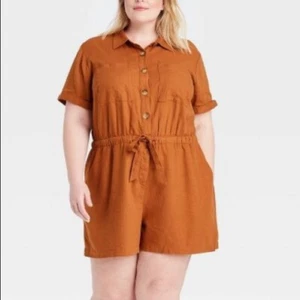 NWT Ava & Viv Women's Plus Size Short Sleeve Button-Up Tie Waist  Rompers, X - Picture 1 of 5