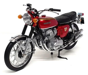 Minichamps 1/6 Scale 062 161000 - Honda CB 750 Motorbike - Red - Picture 1 of 7