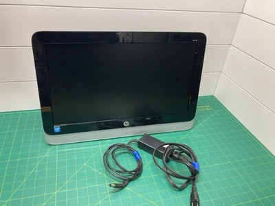 HP 19-2113w All In One Desktop 4GB Ram 500GB HD Intel Celeron - Image 1 of 4