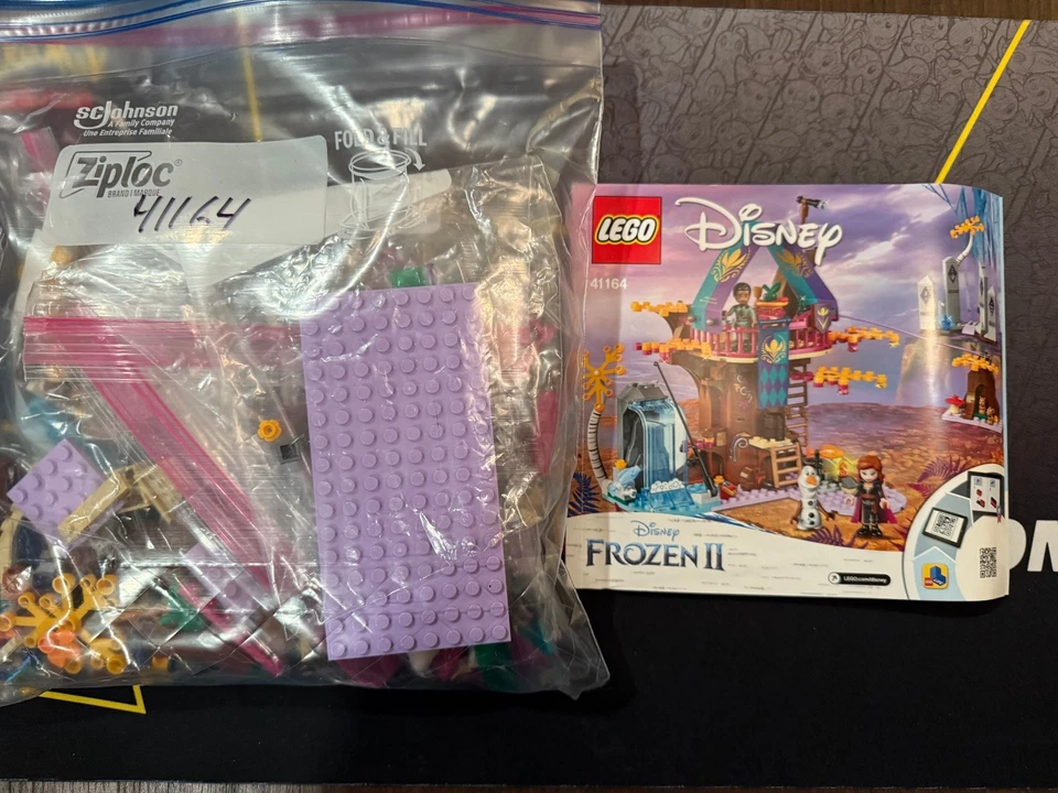 Lego Set #41164 - Disney -Frozen II - Enchanted Tree House - 100% Complete! - Image 1 of 1