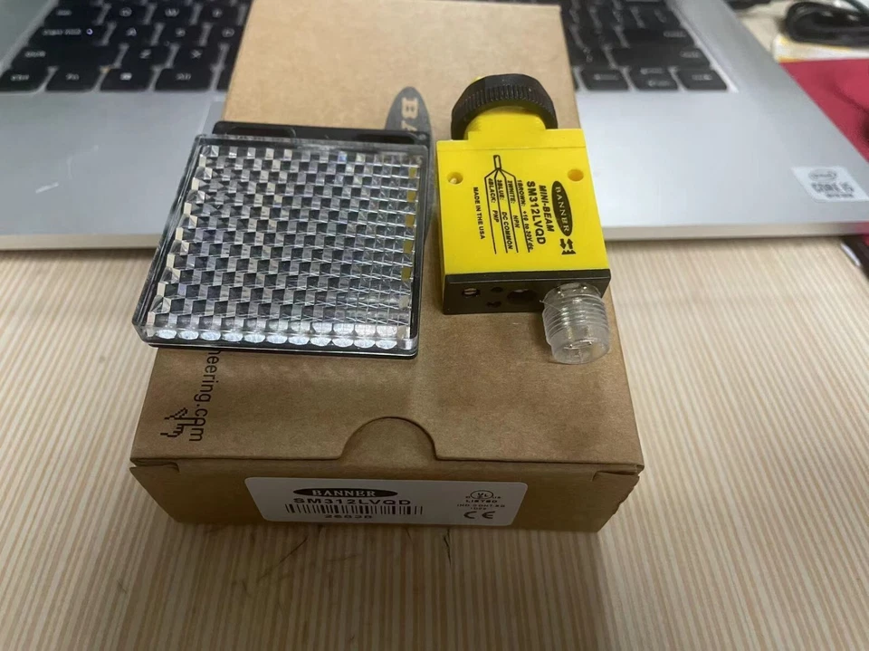 1PC NEW For SM312LVQD photoelectric switch #L1750U LZ - Image 1 of 1