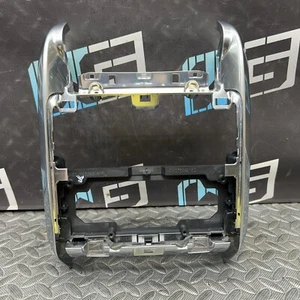 Range Rover Sport L494 2014-2022 consola central ventilación trasera bisel - Imagen 1 de 14