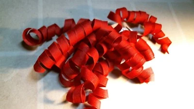 Cintas rizadoras de grosgrain rojo Hallmark XCB1080, 1 caja de 4 por pedido, ENVÍO GRATUITO Foto 1 de 3