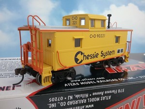 Atlas Yellow Caboose Ho Scale Model Railroad Freight Cars For Sale Ebay