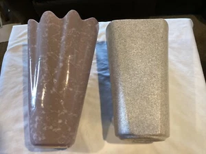 (2) Shawnee USA Art Pottery W/Scallop Edges & Pink/Grey Speckle Confetti Vases. - Picture 1 of 18