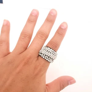 Woman Thick White Bedazzle Elastic Band Big Fun Ring - Picture 1 of 21