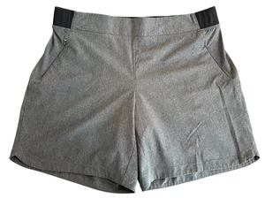 CALIA by Carrie Underwood size XL Charcoal Gray Active Shorts with Zip Pockets - Picture 1 of 11