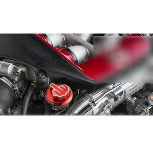 RED Screw-In Type Middle Finger Engine Fuel Oil Filler Tank Cap Cover Aluminum - Foto 1 di 3