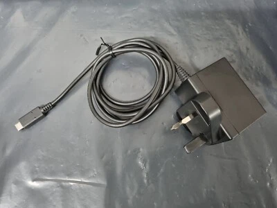 Genuine Nintendo Switch Mains Power Supply Adapter - HAC-A-ADHMM-UKV-C0 - Image 1 of 4