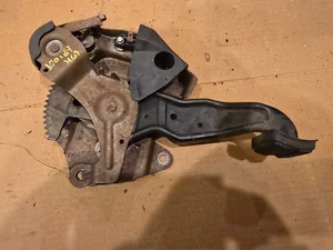 1997 CHEVY S10 E BRAKE ASSEMLY WITH PEDAL - Picture 1 of 6