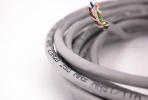 Netzwerkkabel, Nexans CAT6 Verlegekabel, U/UTP 250MHz, 4Pr AWG 23, Grau 10m - Bild 1 von 2