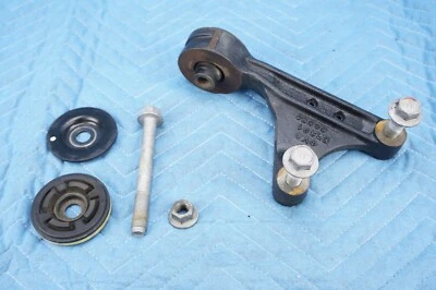 Soporte portador diferencial delantero Lexus LX570 Land Cruiser 2008-2021 OEM Foto 1 de 4