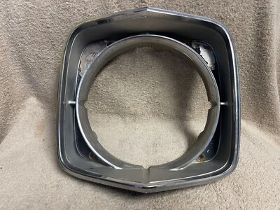 USED MOPAR 3781044 1975-76 PLYMOUTH FURY DODGE CORONET HEADLAMP BEZEL B-BODY - Image 1 of 4