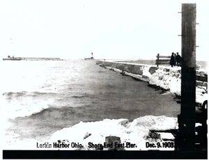 FOTOKOPIE - LORAIN, OHIO HARBOR - SHORE END EAST PIER, LEUCHTTÜRME - DEZ 9 1903 - Bild 1 von 2