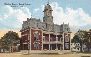 M E Church Medina Ohio 1910c postcard - Picture 1 of 2