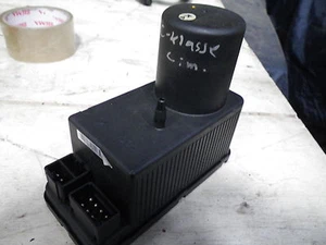 Unidad de control de bomba ZV Mercedes W202 2028001648 - 202 800 16 48 - Imagen 1 de 1