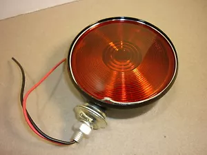 RED STOP BRAKE LAMP J-572 4-3/8" TURN SIGNAL TAIL LIGHT UNIVERSAL 2 WIRE - Foto 1 di 1