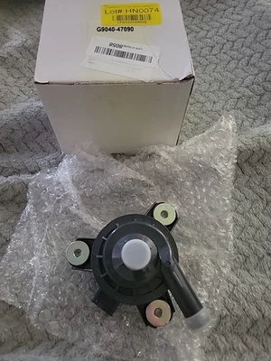 Water Pump G9040-52010 For 2012-2016 Toyota Prius Highlander Lexus CT200h RX450h — 第 1/4 张图片