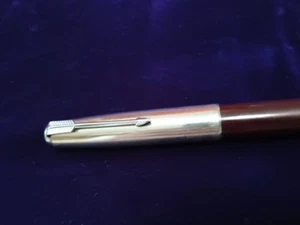 Parker 51 Burgundy Speacial with Shiny Chrome Fountain Pen - Picture 1 of 15