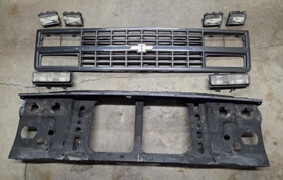 1990 Chevy Blazer основная поддержка и решетка - Изображение 1 из 4