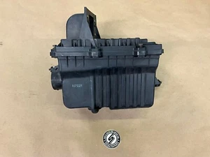 90-93 Mazda Miata MX5 MX-5 OEM 1.6 1.6L Airbox Air Box Intake Filter B61P-13-320 - Picture 1 of 2
