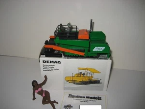 DEMAG DF 120 C ASPHALT FERTIGER HWZ #231.5 NZG 1:50 OVP - Picture 1 of 1