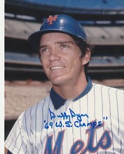 DUFFY DYER  NEW YORK METS   1969 WS CHAMPS  ACTION SIGNED 8x10