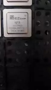 SET BESTEHEND AUS 2 STÜCK EZCHIP NPA 20775600 NETZWERKPROZESSOR - Bild 1 von 2