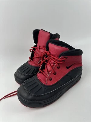 Nike ACG Woodside 2 Botas Altas Niños Rojo y Negro 524872-601 TALLA 2.5Y Foto 1 de 4