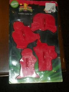 VINTAGE WILTON POWER RANGERS COOKIE CUTTERS SEALED - Picture 1 of 1