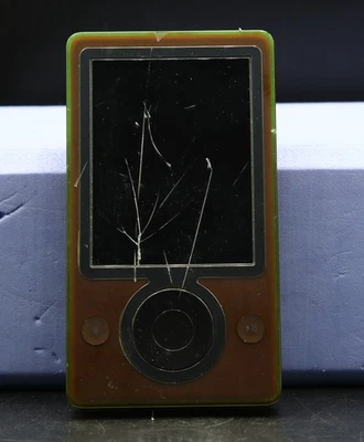 Microsoft Zune , Brown,  Model 1091, NOT WORKING FOR PARTS OR REPAIR - Image 1 of 3