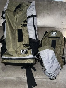 K9 Sport Sack Kolossus Rover 2 Dog Carrier Backpack Front Facing size XL Green - Picture 1 of 10