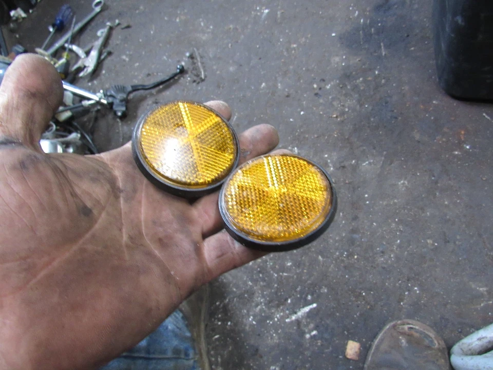 Refletores dianteiros âmbar especiais Yamaha XS750 1979 - Imagem 1 de 1