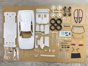 GTSpirit 1/18 - Ferrari 348 GTB 1993 Resin Build yourself Model Car Kit - Picture 1 of 5