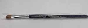 Mac 214 Eyeshadow Brush Brand New In Packaging Fast Free Shipping - Picture 1 of 2
